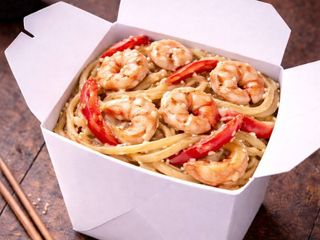 ნუდელსი კრვეტებით ნაღების  სოუსით