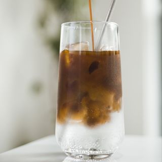 Espresso tonic