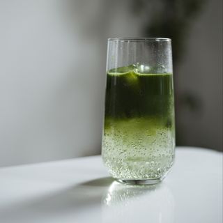 Matcha tonic
