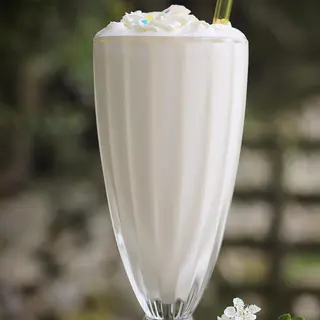 Vanilla milkshake