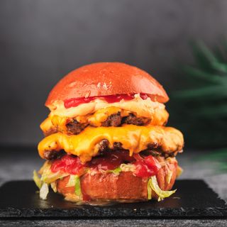 ორმაგი ჩიზი/double cheeseburger