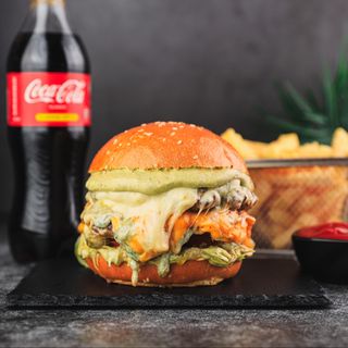 ლურჯი ყველის ბურგერის კომბო/Blue Cheese Burger Combo