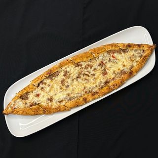 pide with minced and cheese