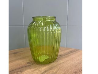 ლარნაკი მინის