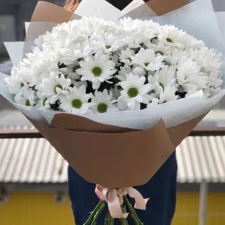 ჰოლანდიური ქრიზანთემების თაიგული