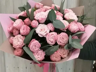 ვარდისფერი ვარდები