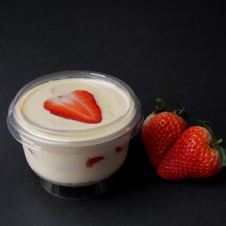 მარწყვის დესერტი