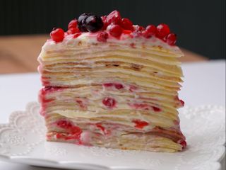 კენკრის ბლინის ტორტი