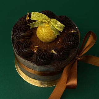 შოკოლადის ტორტი კენკრის მიქსით (6 ნაჭერი)