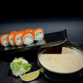 Lunch with Tom Yam and Philadelphia