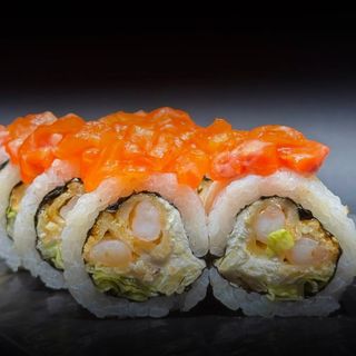 Shrimp Tempura Roll with Mango Sauce