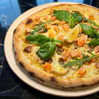 Seafood pizza