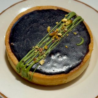 Pistachio tart