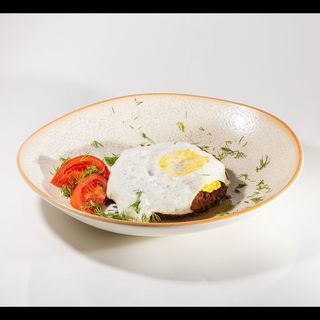 Beefsteak with Egg