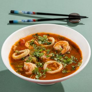 ტომ იამი ზღვის პროდუქტებით