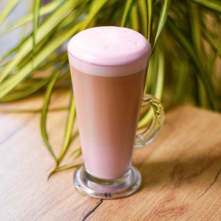 Strawberry latte