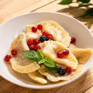 Dumplings with blackberries