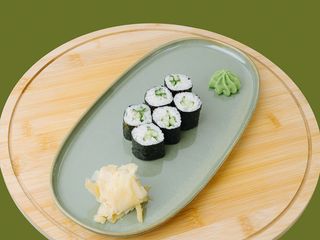 Maki with cucumber VEGAN