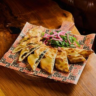 ისპანახისა და ფეტას ფიდე