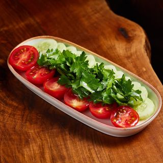 სეზონური სალათი