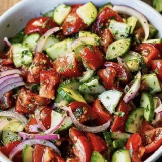 კიტრი-პომიდვრის სალათი