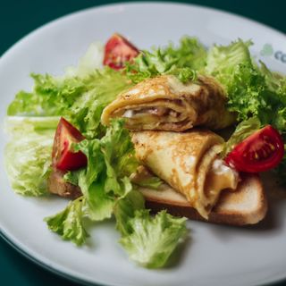 ომლეტი ყველით და ბეკონით