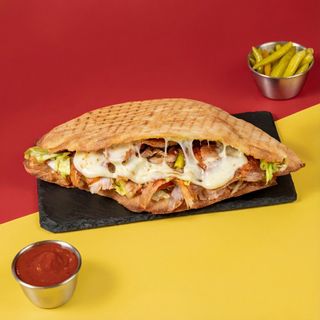 თონის შაურმა მოცარელათი