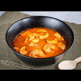 ტომიამი ქოქოსით და ზღვის პროდუქტებით