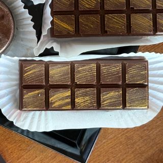 Dubai chocolate tiled