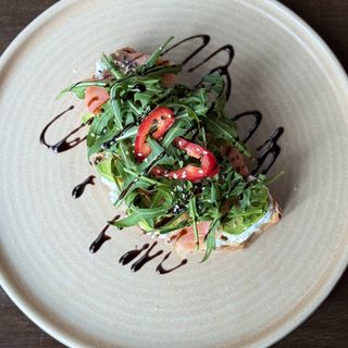 Salmon toast