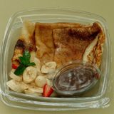 ბლინი ნუტელათი და ბანანით