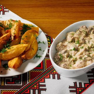 Chicken Stroganoff with Mushroom & Potato