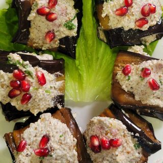 ბადრიჯანი ნიგვზით