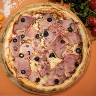 პიცა ლორით (8 ნაჭრიანი)