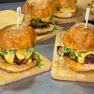 საფირმო ბურგერი