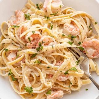 Fettuccine with shrimp