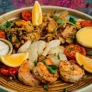 Assorted seafood
