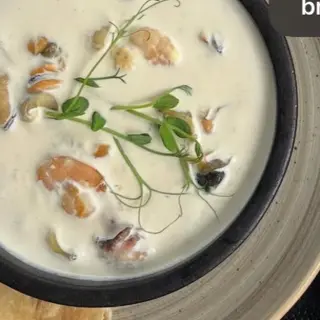 Seafood Shkmeruli