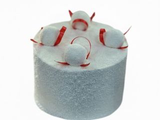 ქოქოსის და ნუში ტორტი 8-9 ნაჭრიანი