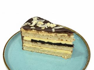 ნუშის ტორტი