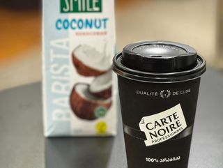 Carte Noire. 100% arabica XL Cappuccino with coconut milk