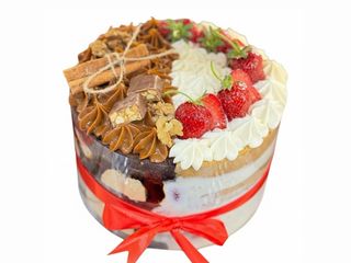 შერეული ტორტი ხილით და ნიგვზით 8-9 ნაჭერი