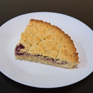  ვენური პეროგი მოცვის ჯემით 1/4