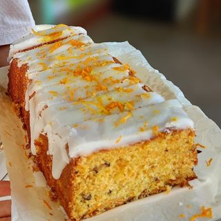 ფორთოხლის სტაფილოს ნამცხვარი ნიგვზის ოხერით