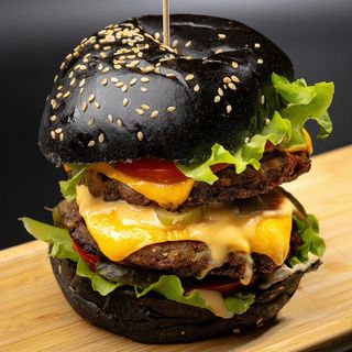შავი ჩიზბურგერი
