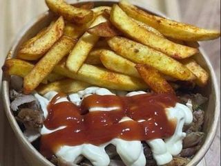 ლანჩ-ბოქსი (ქათმით)