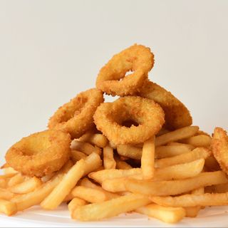 ხახვის რგოლები და ფრი 