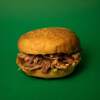 ბურგერ შაურმა