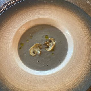 სოკოს კრემ-სუპი კრუტონებით/Cream of mushroom soup with croutons