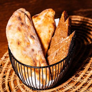 პურის კალათა/Bread basket